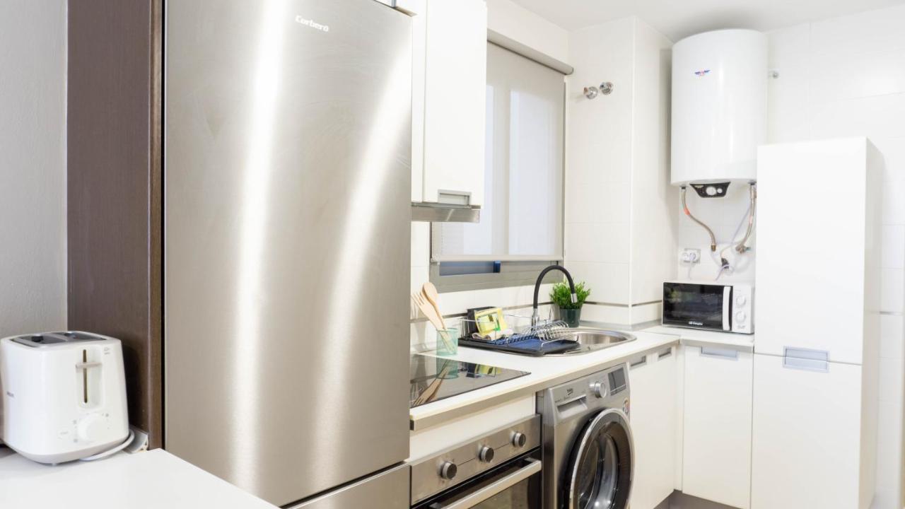 Luxury Apartment Dos Aceras Малага Екстер'єр фото