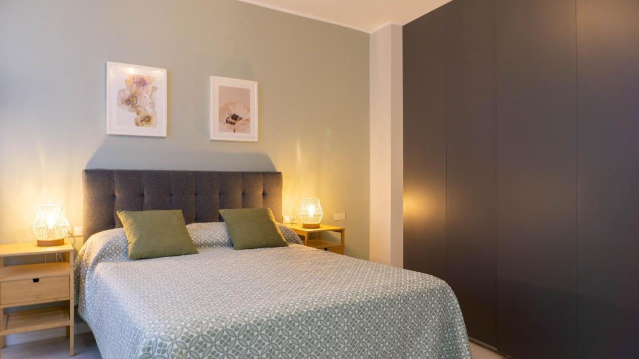 Luxury Apartment Dos Aceras Малага Екстер'єр фото