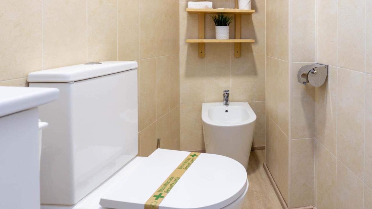 Luxury Apartment Dos Aceras Малага Екстер'єр фото