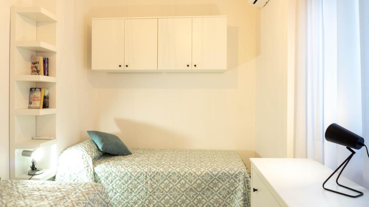 Luxury Apartment Dos Aceras Малага Екстер'єр фото